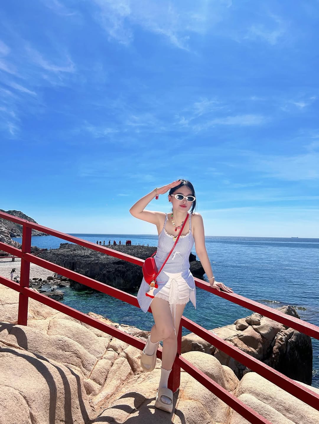 Du khách check in trong Tour Ninh Thuận trong 1 ngày