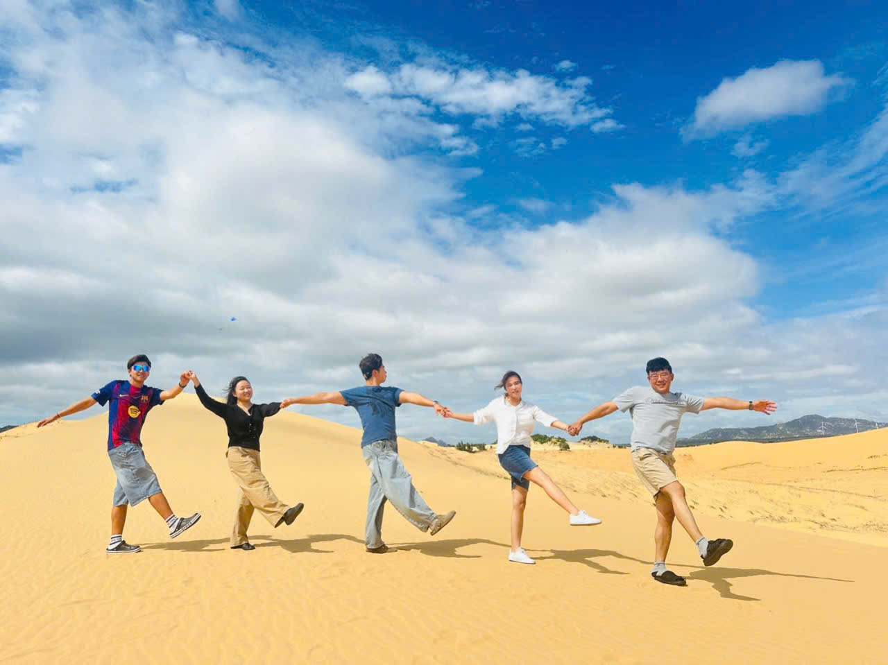 Tour Đồi cát mũi dinh Ninh Thuận Trong 1 ngày